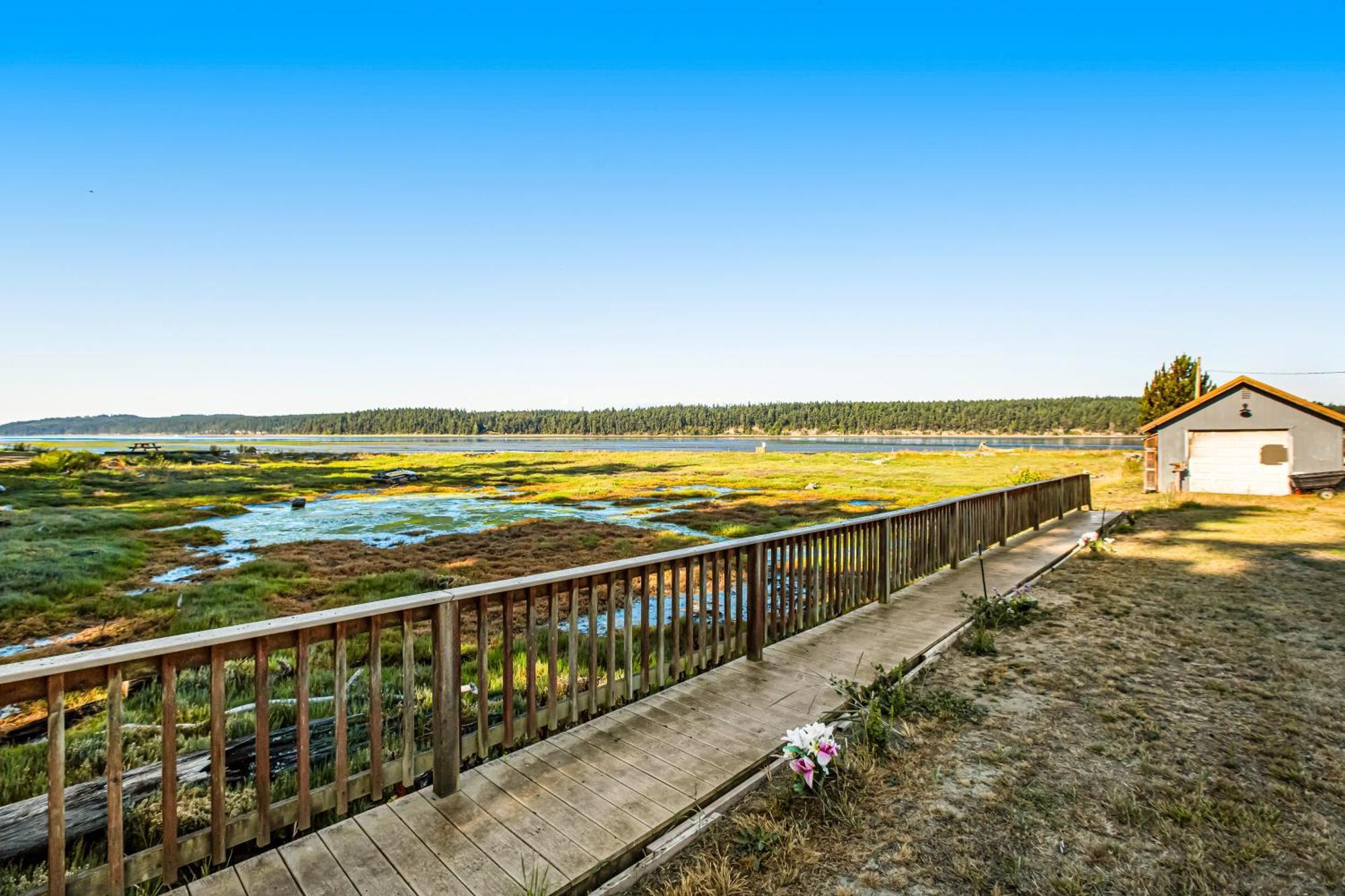 Marrowstone Island Beach Cabin Exterior foto