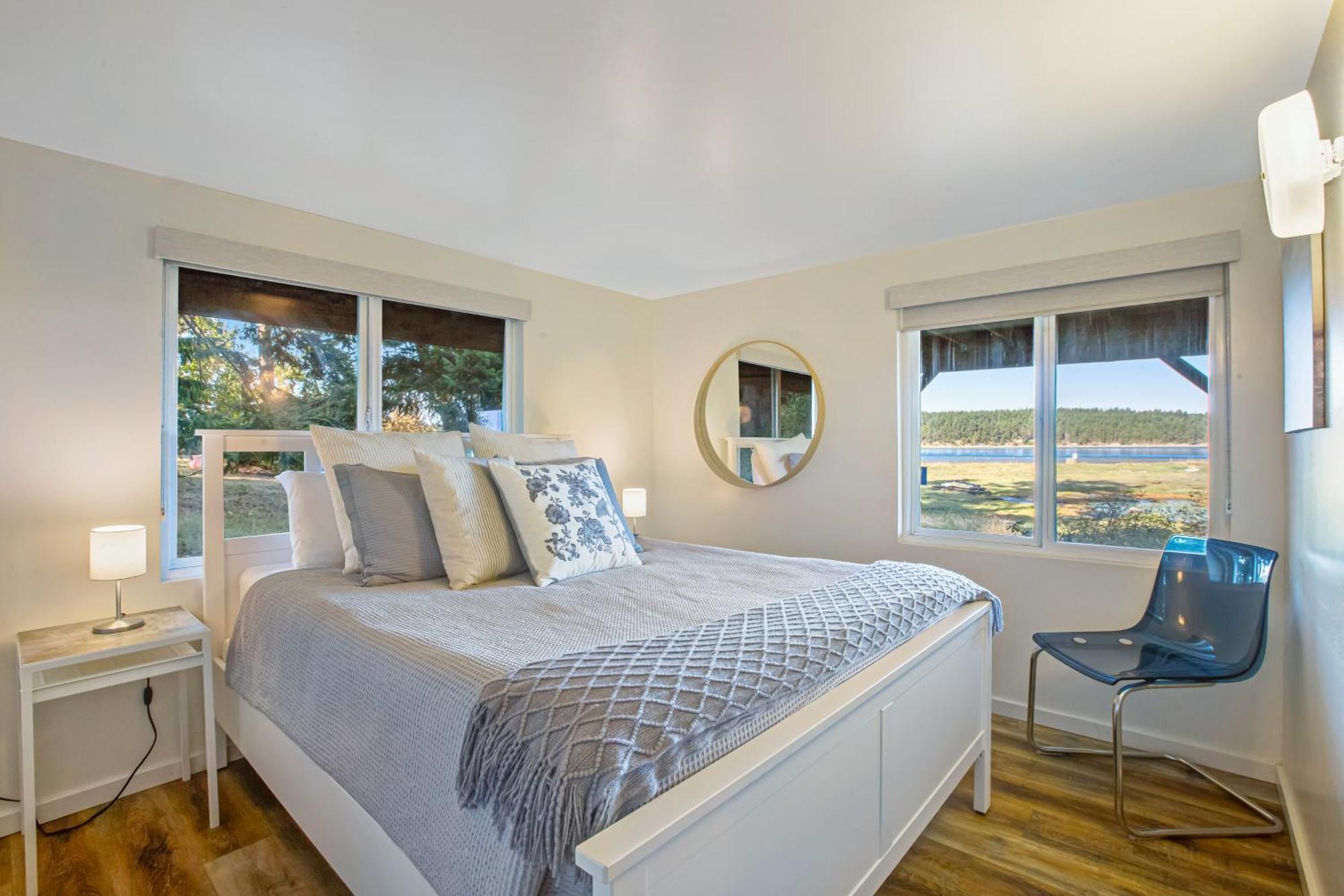Marrowstone Island Beach Cabin Exterior foto