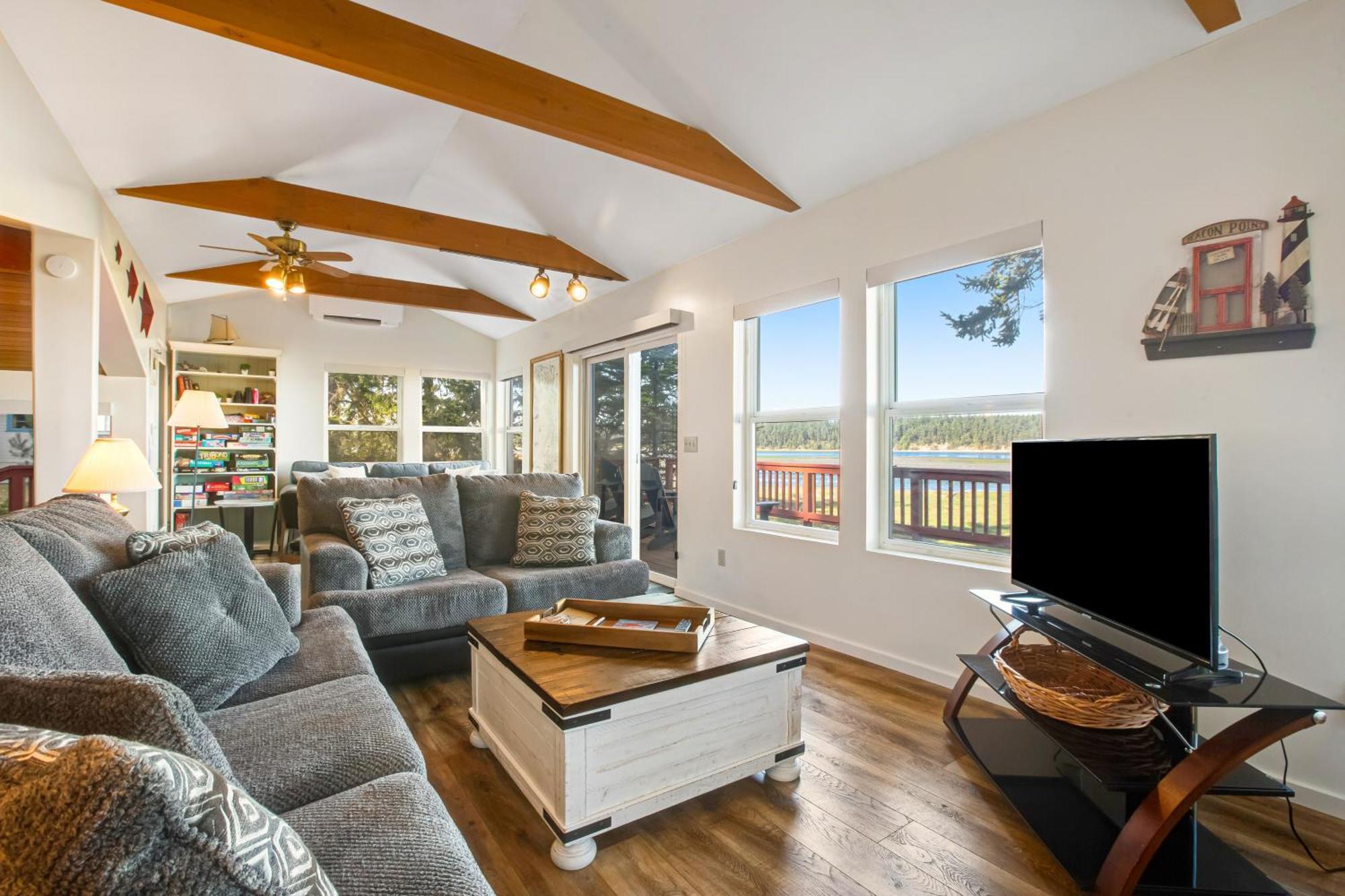 Marrowstone Island Beach Cabin Exterior foto